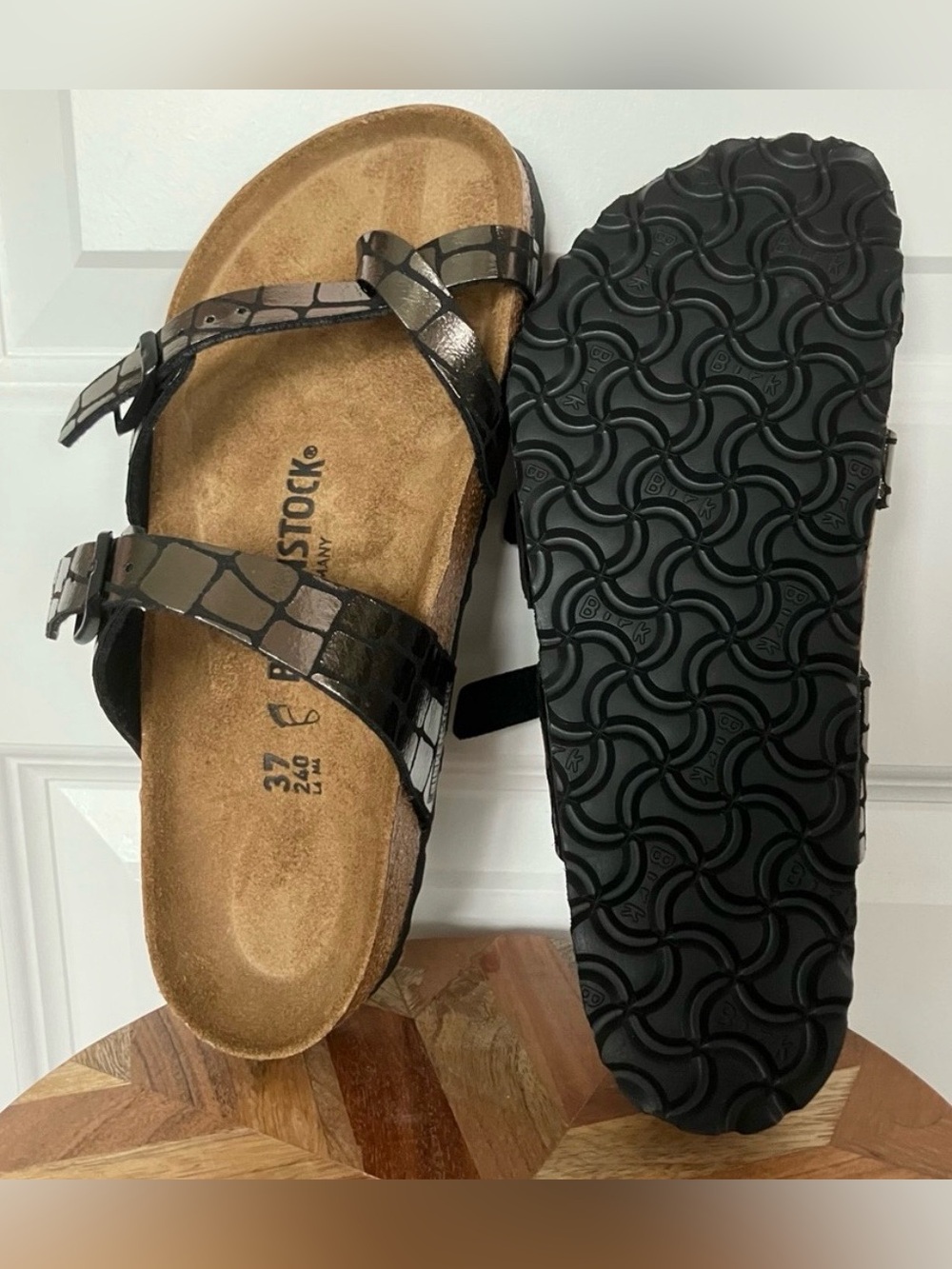 Birkenstock MAYARI Gator Gleam Leather Soft Footbed Sandals Slides 36 39 5 6 8 - Picture 10 of 10